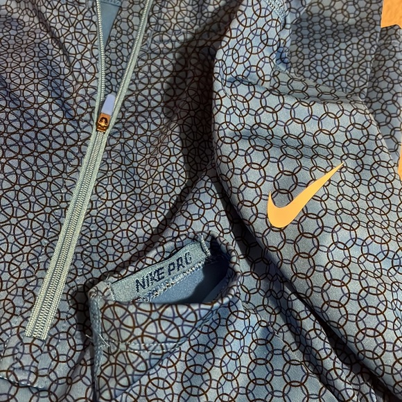 NIKE PRO PULLOVER SIZE SMALL - Picture 6 of 7